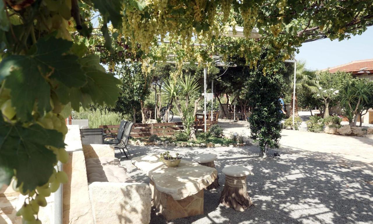Studio Panagiota - Oasis Holiday Houses Kokkinos Pyrgos Dış mekan fotoğraf