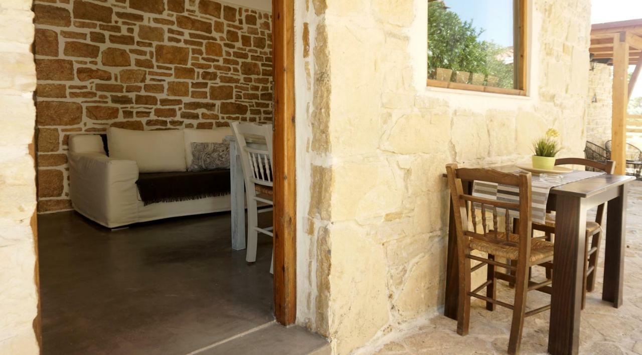 Studio Panagiota - Oasis Holiday Houses Kokkinos Pyrgos Dış mekan fotoğraf
