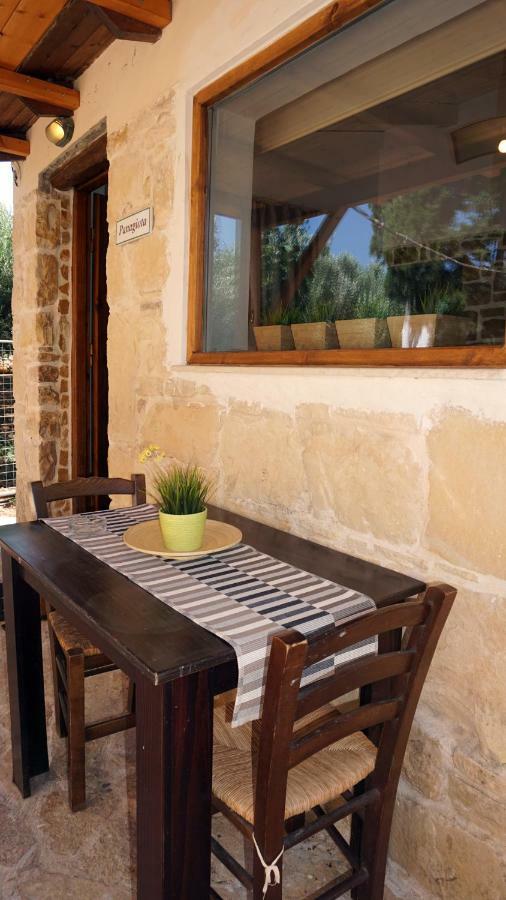 Studio Panagiota - Oasis Holiday Houses Kokkinos Pyrgos Dış mekan fotoğraf